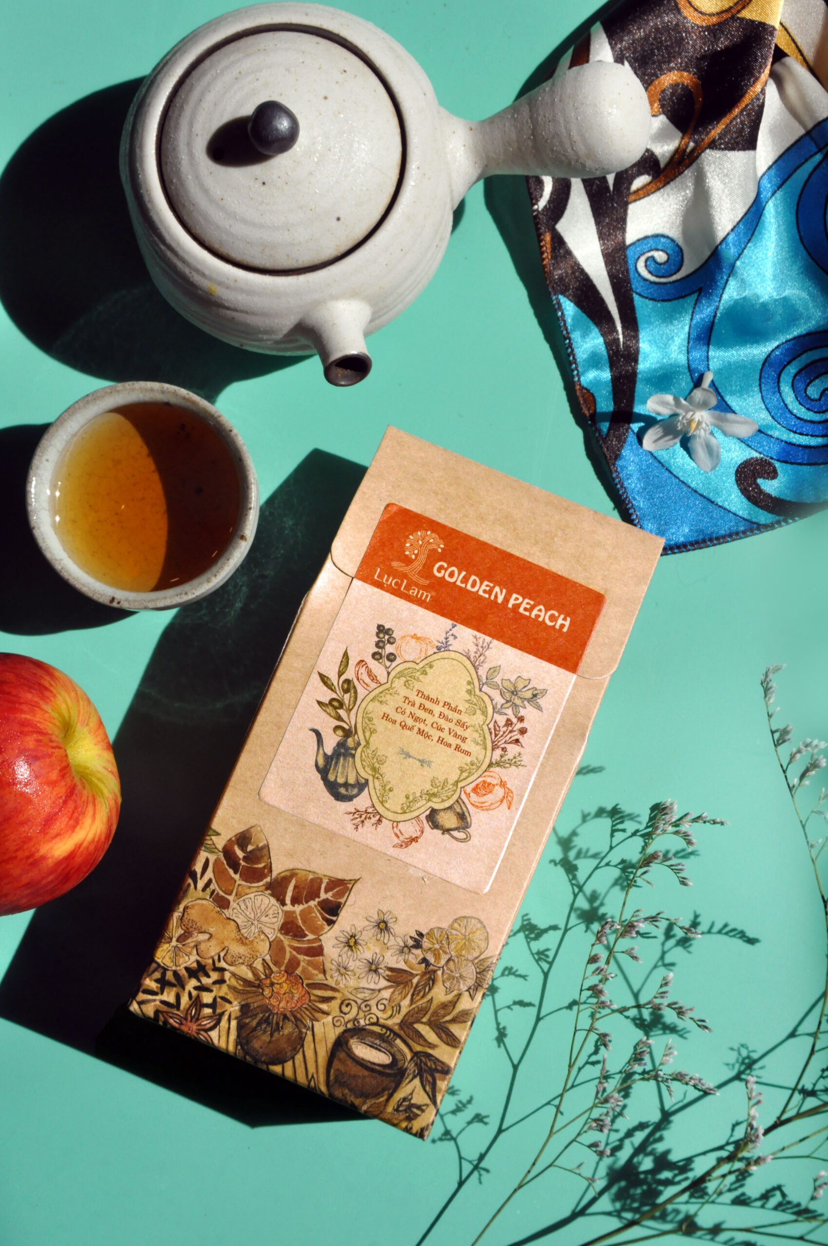 Herbal Tea Golden Peach Luc Lam
